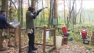 Former Packers visit local shooting range to raise money for Habitat for Humanity