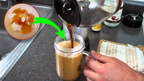 Why Are People Putting Coconut Oil in Their Coffee?