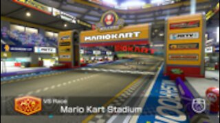 Mario Kart 8 Deluxe - 50cc (Hard CPU) - Mario Kart Stadium