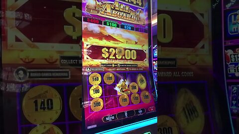 Pretty Good Hand!! #casino #slots #slotwin #casinogame #gambling #slotmachine #bonusfeature