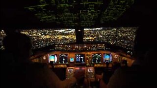Otrolig flygplanslanding i New York sett från cockpiten