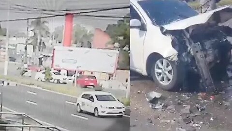 VEJA O MOMENTO EXATO DO ACIDENTE QUEACONTECEU NESTA MANHÄ, NA AVENIDA MAXTEXEIRA - MANAUS AMAZONAS