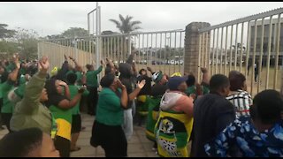 WATCH: Gumede supporters gather outside court for mayor's second appearance (XnY)