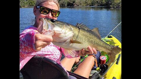 Cape Coral / Fort Myers Early Season Bass Fishing ( Lakes Park)
