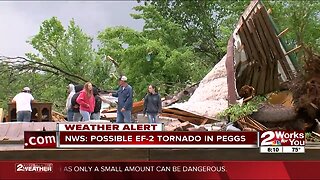 Tornado rips apart neighborhood in Peggs