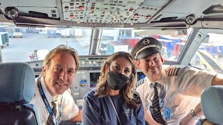 Las Vegas nurse praised for saving woman having seizure on plane