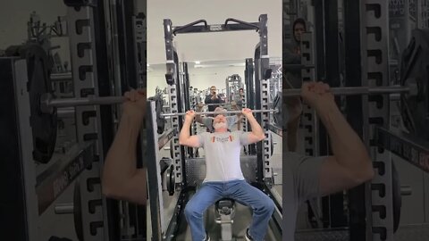 250lbs seated 💺 military 🪖 press, 10 over my bodyweight, 61 years old, Crazy 🤪 old man