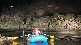 Colorado Parks and Wildlife ranger saves three people after raft flips on Arkansas River