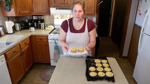 How to make Biscuit and Gravy Muffins