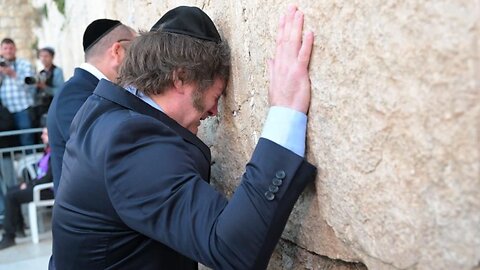 Argentina president Javier Milei cries on visit to Western Wall