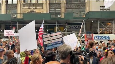 Chants of “The system is corrupt!” Outside the NYC DOE Against Vaccine Mandate | Fauci Statement