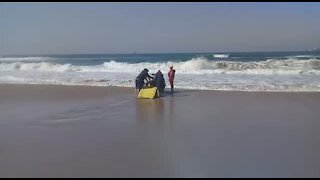 SOUTH AFRICA - Durban - Tourist drowns at beach (Videos) (Lsn)