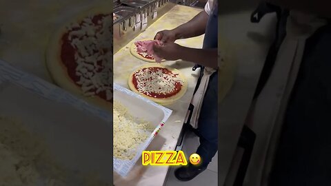 Pizza 😋🍕🍕🍕