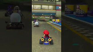 Mario Kart 8 Deluxe - Mario Gameplay