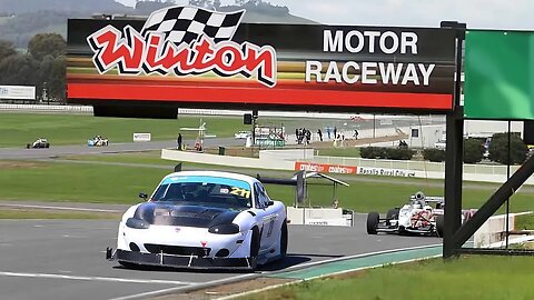 Winton Raceway Full Session - MX5 vs BMW, SKYLINE, GT86