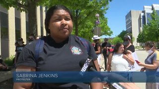 Hundreds of protestors march through Green Bay