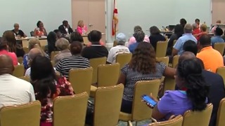 Riviera Beach City Council holds special meeting to discuss mold