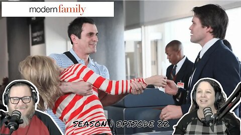 WAS SHE TOO DRUNK TO FLY? - Modern Family S1 E22 Airport 2010 (REACTION)