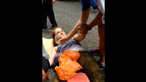 Young Girl Smoke Vietnamese Weed and Get Pass out