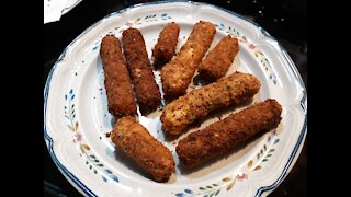 You should Make Homemade Mozzarella Sticks!