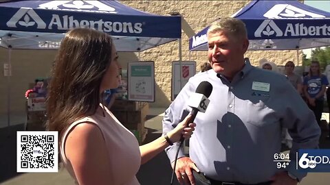 Albertsons makes Community Baby Shower donation