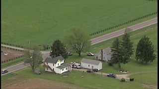 Small plane crashes in a field in Wayne County