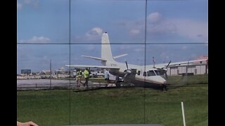 Small plane skids off runway at Boca Raton Airport, no one hurt