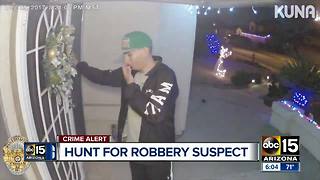 Peoria police searching for robbery suspect