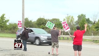 "It gave me goosebumps": Local UAW weighs in on national "Solidarity Sunday"