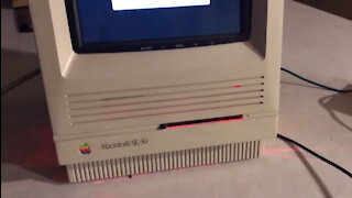 Macintosh SE/30 Raspberry Pi Retro Game Console