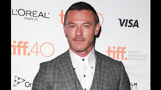 Luke Evans wants sexuality to stop being a 'novelty thing'