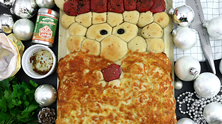 Santa Claus pull-apart pizza bread recipe