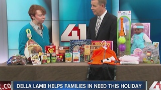 Della Lamb helps families in need this holiday