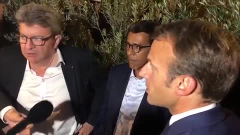 Rencontre entre Emmanuel Macron et Jean-Luc Mélenchon sur le Vieux Port de Marseille
