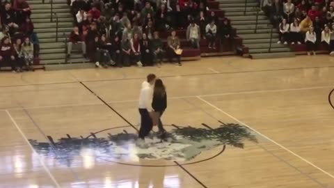 Guy Worked Out A Mean Trick To Win A Musical Chairs