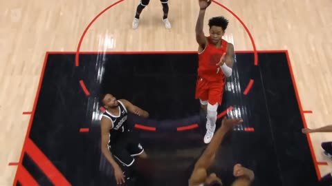 ANFERNEE SIMONS GAME WINNING FLOATER