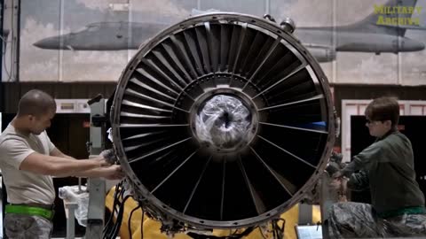 Testing the Monstrous Jet Motor of a B1 Bomber - Rockwell B-1 Lancer Maintenance