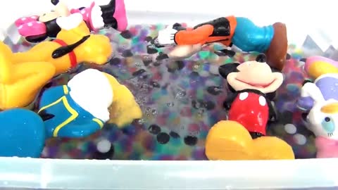 Minnie Mouse Bath Tub Paint Set with Toys and Orbeez | Toys Unlimited