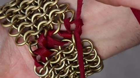 Making Chainmail Bracelet out of Metal Wire