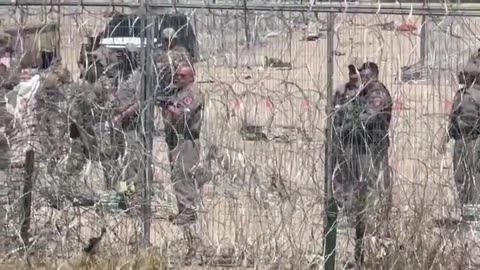 Texas National Guard fires pepper rounds at group of illegal immigrants destroying barrier