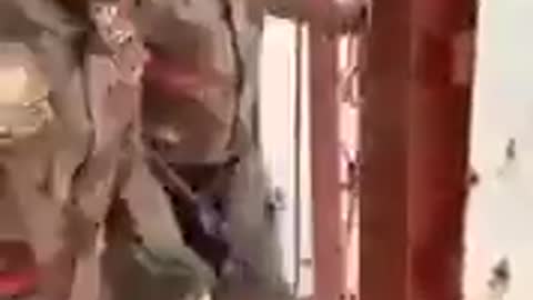 Fatal Fall of an Iraqi Soldier