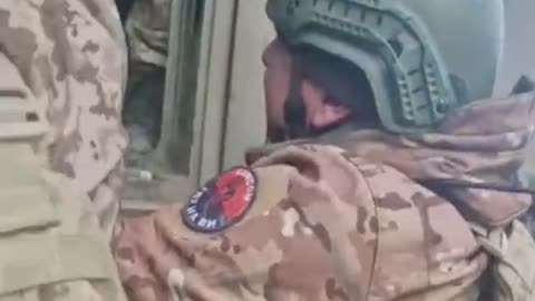 Ο ουκρανικός στρατός εγκαταλείπει ΦΟΒΙΣΜΕΝΟΣ το Μπαχμούτ