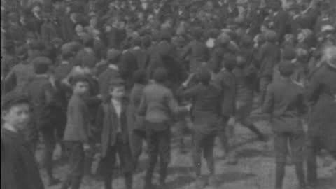 Egg Rolling At The White House (1902 Original Black & White Film)