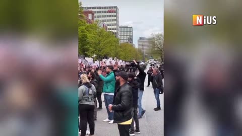Islamists Demonstrating in Hamburg Germany Demanding a "Caliphate"