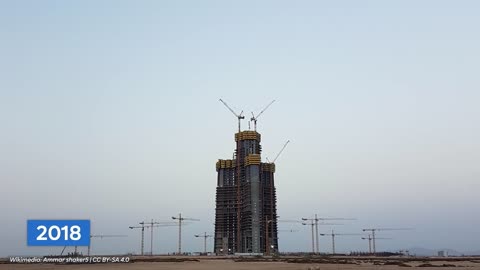 Der Bau des höchsten Wolkenkratzers der Welt beginnt wieder!