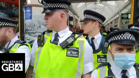 #LIVE London Freedom Rally l Anti Lockdown / Apartheid Protest at Canary Wharf - part 2 (03.09.21)