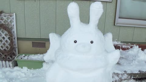 How to Make Rabbit Snow Sculpture!