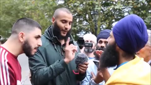 Muslim trolls expose Basics of Sikhi troll and vice versa
