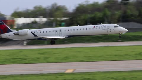 Endeavor/Delta CRJ-900 departing St. Louis Lambert INTL - STL