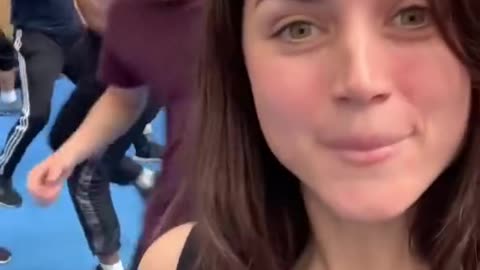 Ana De Armas Don't Like To Be Bothered While Doing Practice